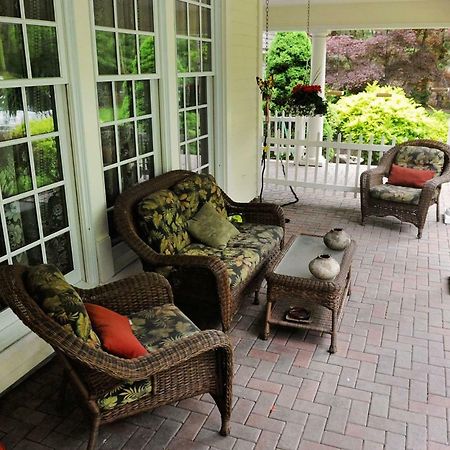 A Walk In The Woods Bed And Breakfast Southold Luaran gambar