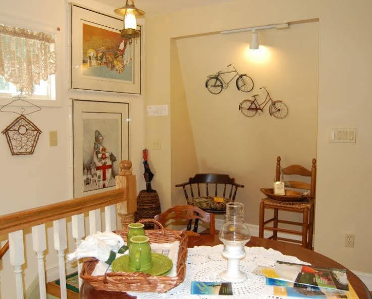 A Walk In The Woods Bed And Breakfast Southold Luaran gambar