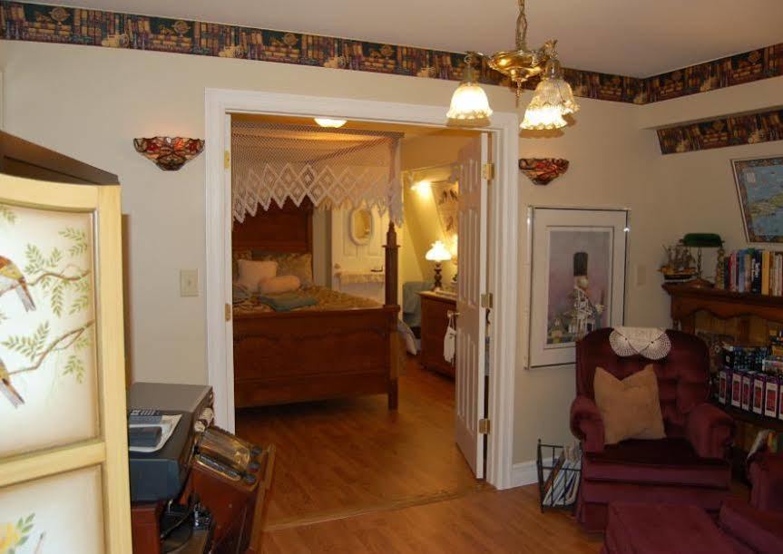 A Walk In The Woods Bed And Breakfast Southold Luaran gambar