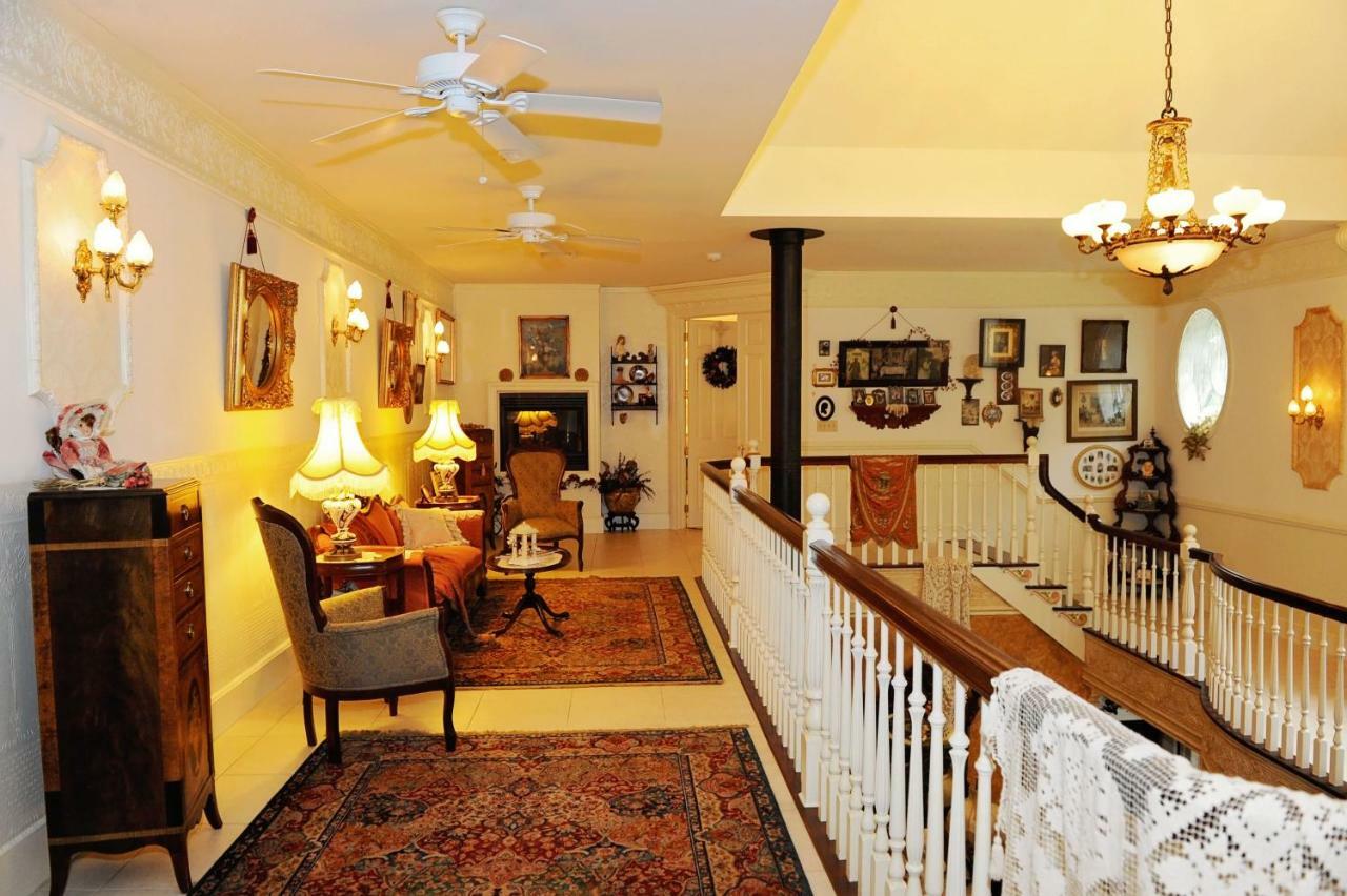 A Walk In The Woods Bed And Breakfast Southold Luaran gambar